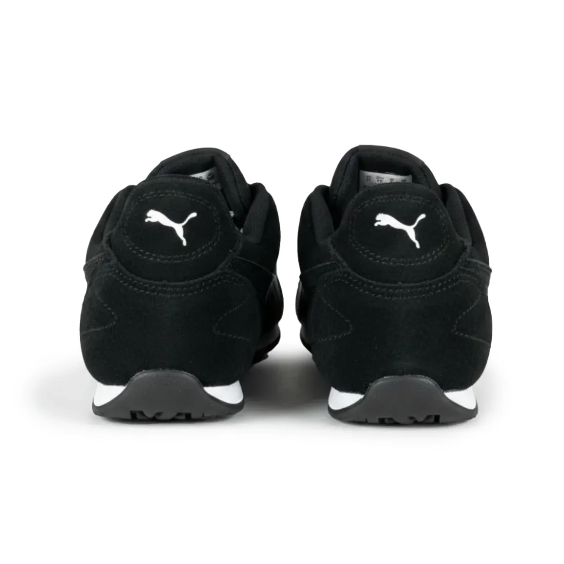 Tênis Puma Catch SD feminino preto, vista traseira destacando o design e conforto